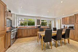 Kitchen Dining Room- click for photo gallery